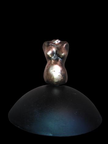 Gaea. Skulptur von Annemarrie Waibel. 14cm