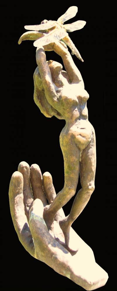 Frau in Hand, Skulptur von Annemarie Waibel